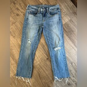 American Eagle Women’s Size 2 Short Straight Leg Jeans